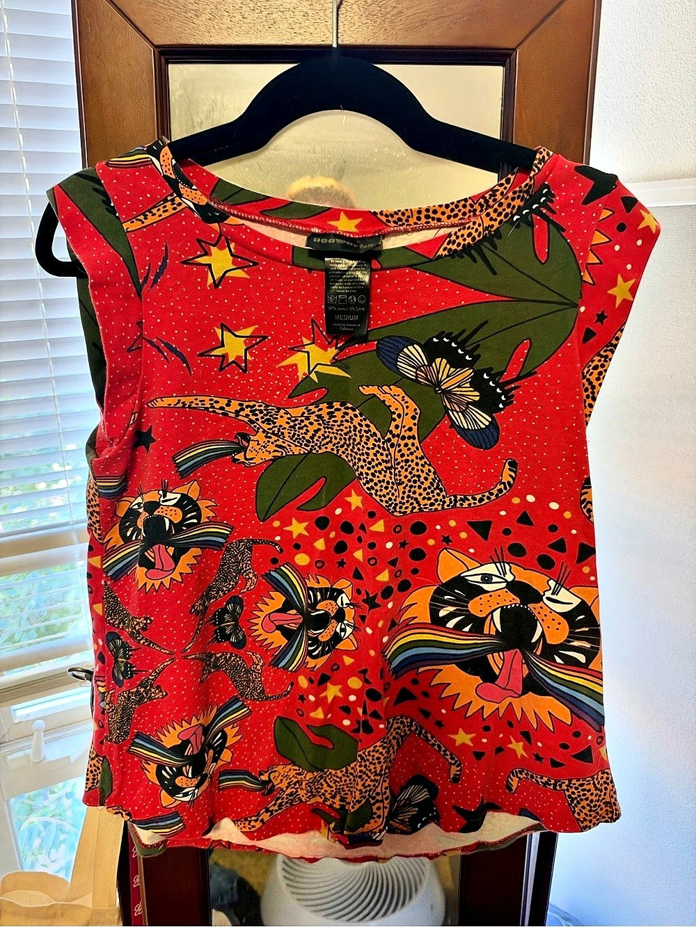 Nooworks Pride Tiger Muscle Tee in Red & Green